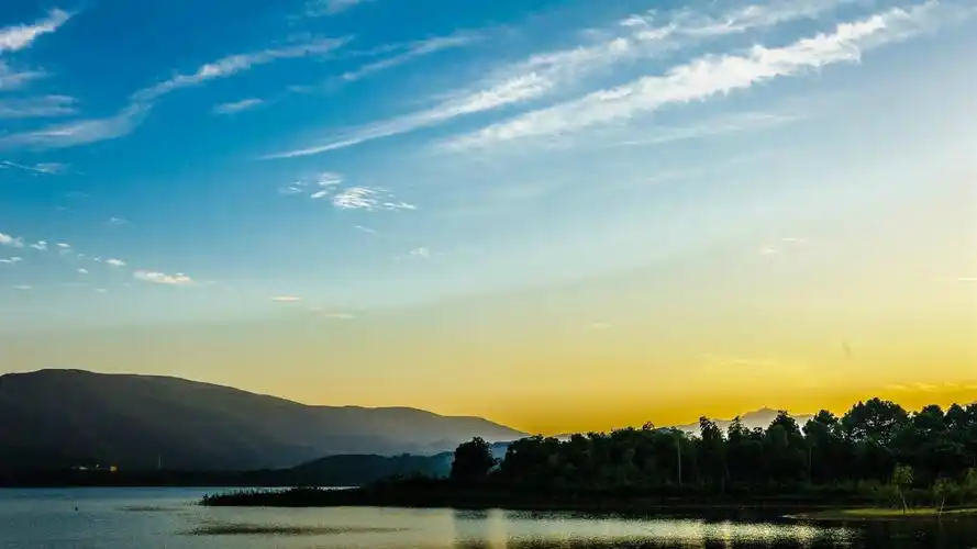 江苏阳羡湖黄昏风景图片桌面壁纸