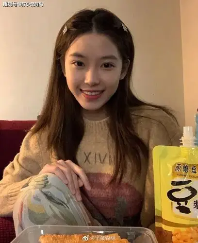 半藏森林又出新茶艺新泳装照竟连他都把持不住