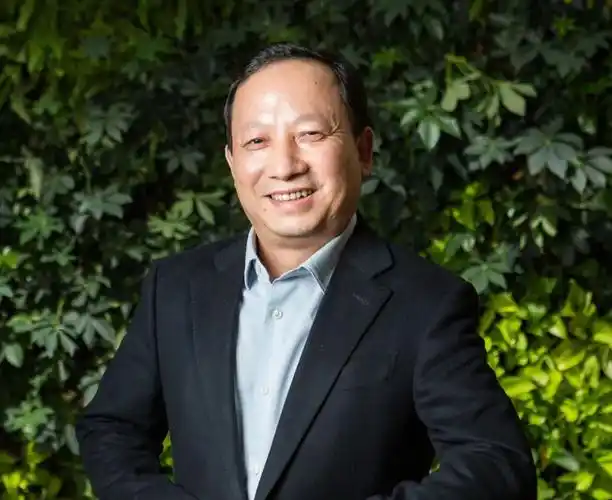 中国企业家800万货车司机重大交通事故下降92背后一位北大博士十年的