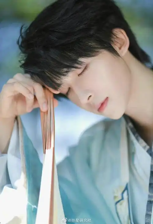 刘宇国风星推官