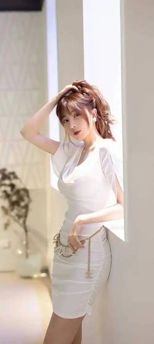 【手机壁纸合集】美女壁纸 2 - 21 - 10_素材_版权_图集