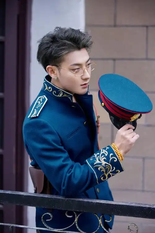 黄子韬萌探探探案3