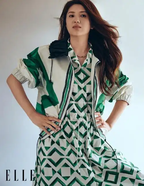 elle8月刊##许静韬梅杰七夕冰壶大片