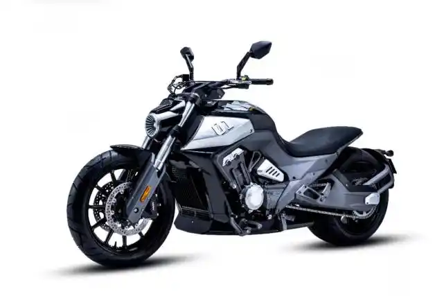 国产最大排量四缸摩托 奔达lfc700定档7月1日 看点十足!-新浪汽车