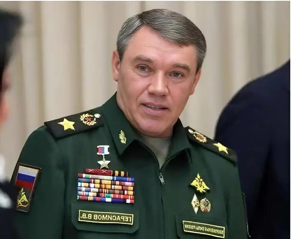 俄罗斯参谋长格拉西莫夫承认了这个事实!   近日,新上任的俄罗斯总参