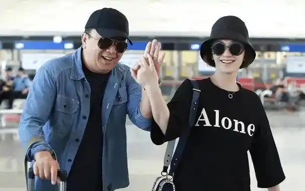 徐梵溪,一位在影视界独树一帜的演员,参演过多部