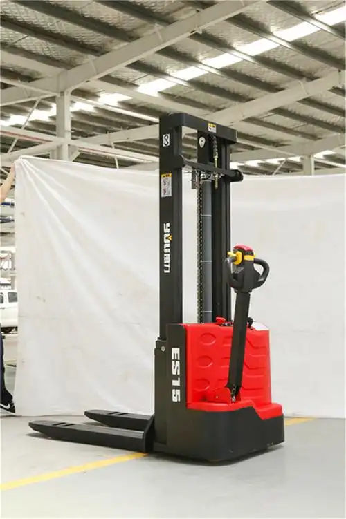 1吨2吨全电动堆高车山东托盘堆垛车江苏步行式叉车