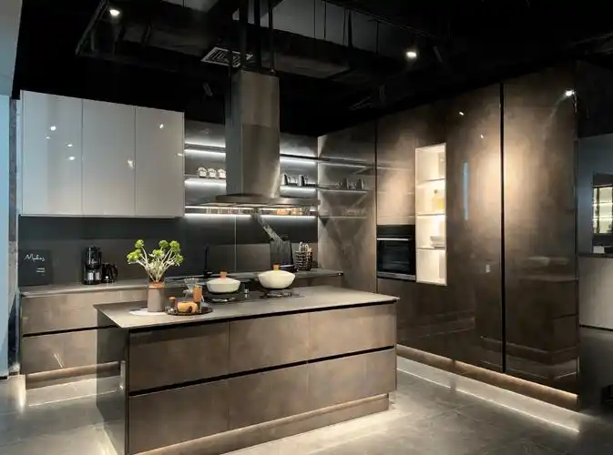 3款高级厨房案例点亮设计灵感