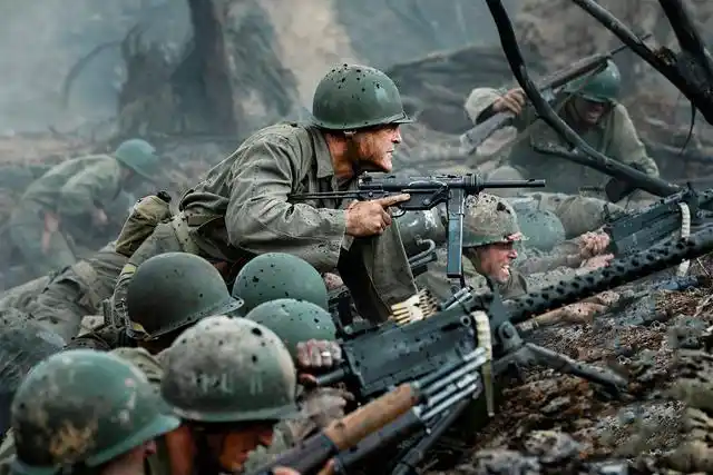 二战时期战争场面的剧照