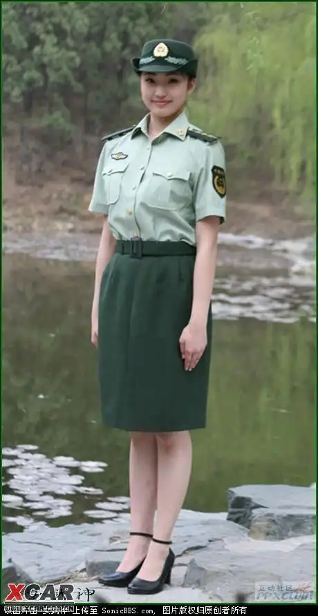 07武警女警官短袖夏常服