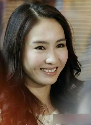 杏眼美腿女星最美与最丑部位