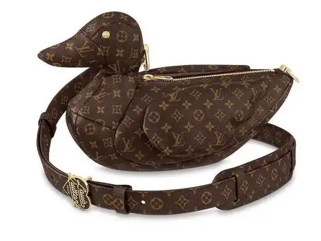 lv蟑螂包?设计太炸裂了!|包包|广东|青蛙|芭比|路易威登_网易订阅
