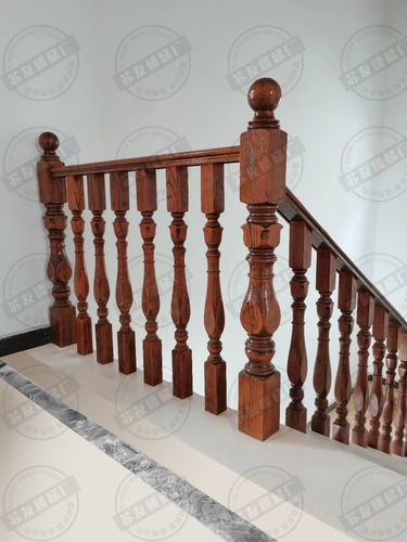 扶手定制实木楼梯室内红橡开放栏杆立柱木质楼梯扶手