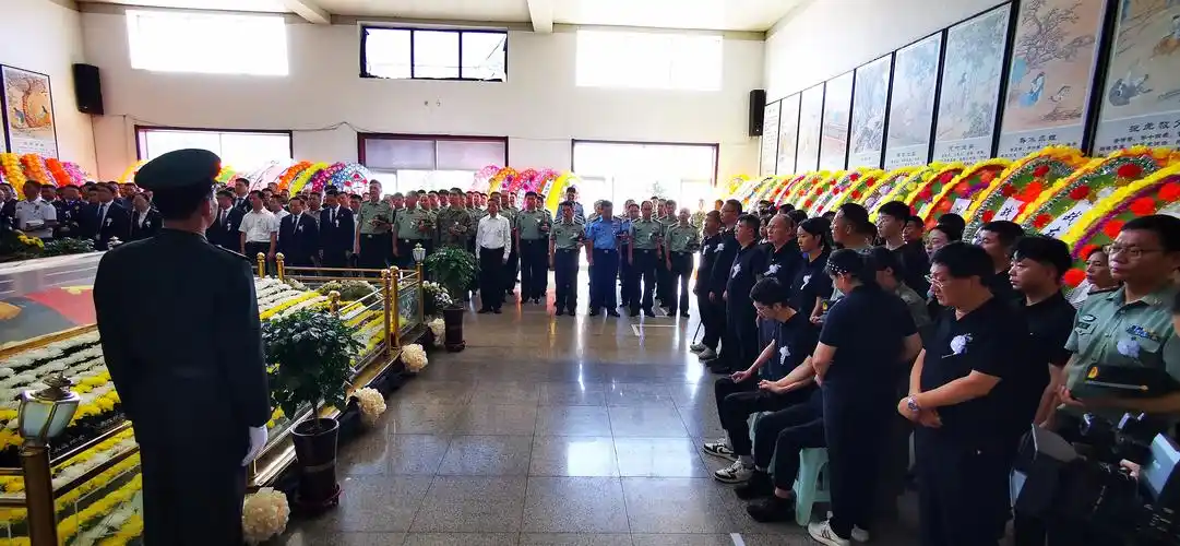 含泪送别 周昆训烈士遗体告别仪式在舒兰举行