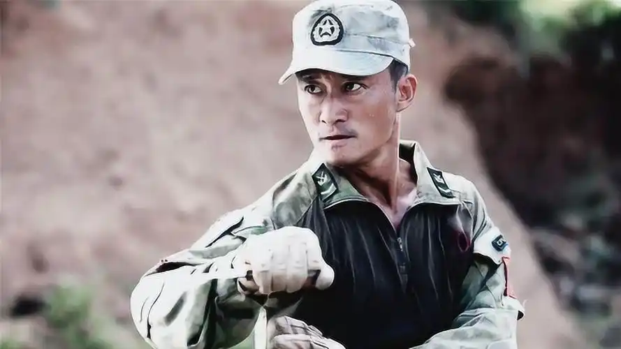 《战狼3》还远吗? "网曝"吴京特种部队训练,男人味完虐小鲜肉