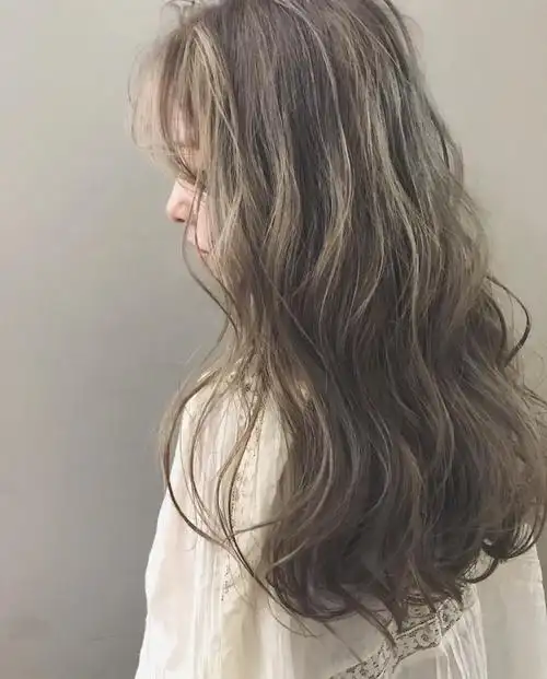 染发产品团在家就能轻松搞定专业级的冷色调染发洗后不发红不发黄