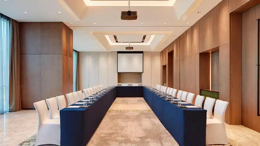 会议室 - u 形布置