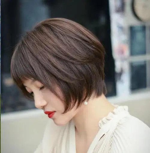 炎热的夏天,剪一款清爽短发