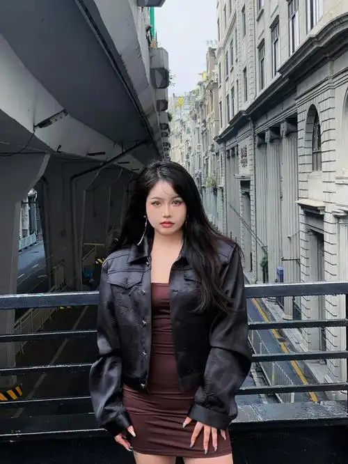 173 140斤早秋辣妹穿搭