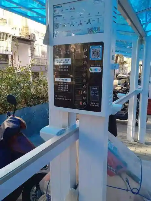 10路充电桩2扫码路电动车充电站