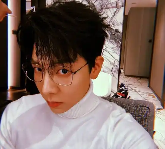 胡夏见金晨父母,这是要直接官宣结婚的节奏_网友_明星_关系_公众