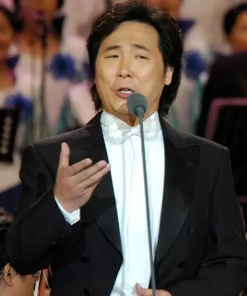 回顾廖昌永穷小子娶四川富家女走红后不变心如今当上大学院长