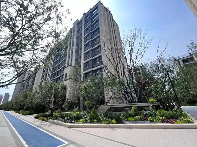 【10图】莱山高高品质洋房!中海长安云锦!精装!1梯1!带储藏室,中海长