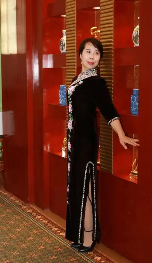 旗袍女人……淡淡香 - 美篇