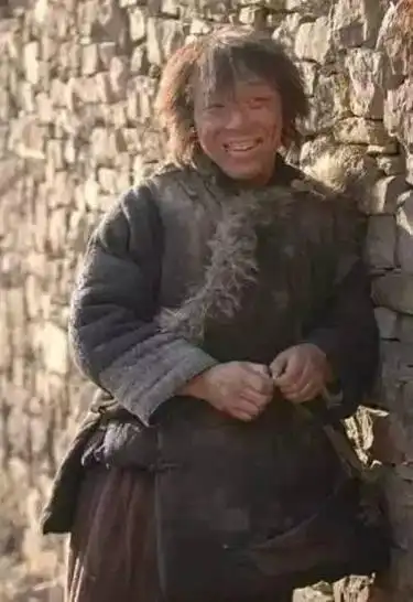 黄渤靠什么电影拿到了影帝,从丑角到金爵奖影帝