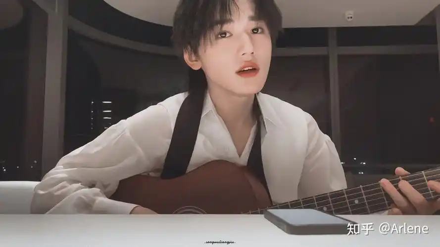 被宋亚轩的粉丝搞得想下楼了怎么办