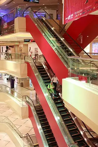 上海时代广场购物中心电梯