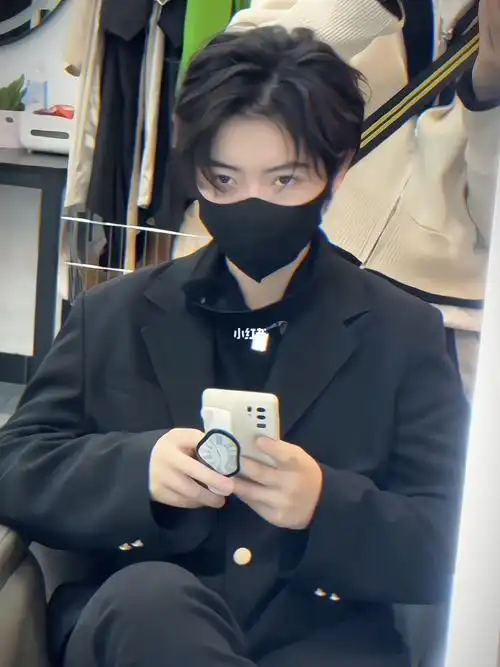 女生帅起来  #帅t  #鲻鱼头女生短发  #女生狼尾  #日系短发  #发型