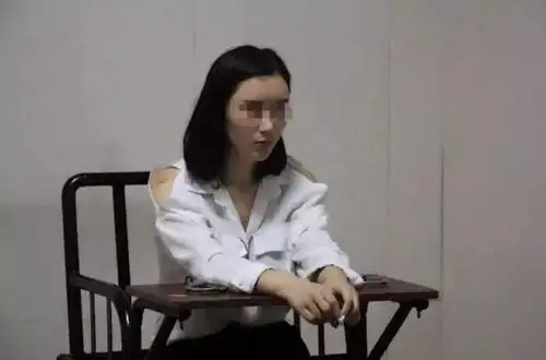 肇事司机庞某接受审讯 目前,庞某已被依法刑事拘留!