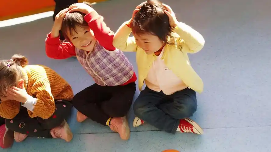 乖娃娃幼儿园秋季大一班第十周随拍录