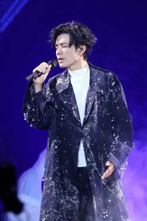 钟汉良1130生日快乐