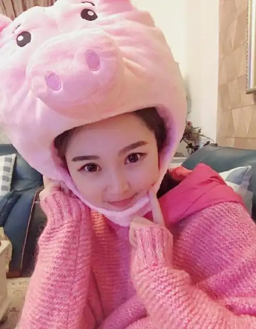 抖音阿悠悠本人照片自拍照网红阿悠悠高清生活照微博图片