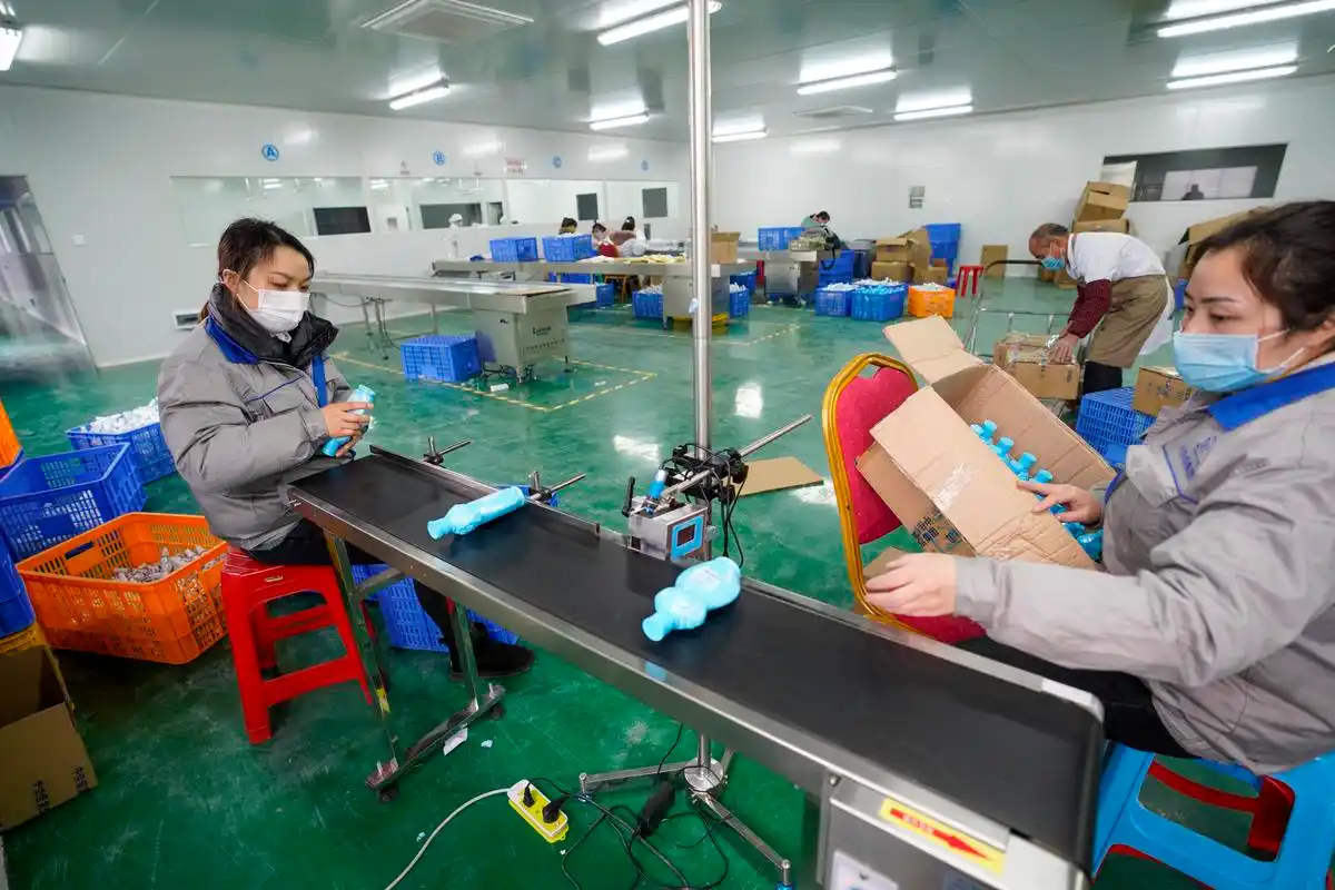 重庆南川企业应急开工日产60吨乙醇消毒液生产线快速投产