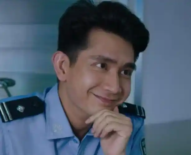 你们有没有美人鱼中邓超的那个我看出来了,又怎样?要给你颁个奖吗?