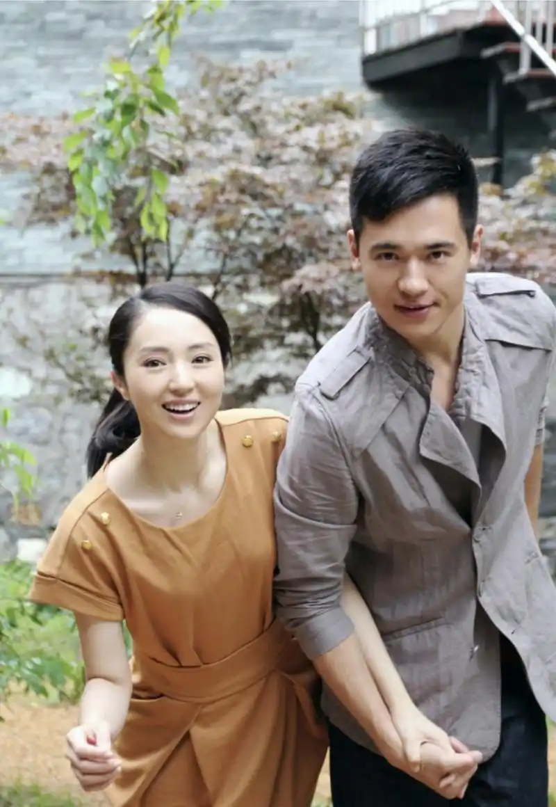 董璇前夫高云翔深夜发文,似乎有些悲观厌世,看尽人性.