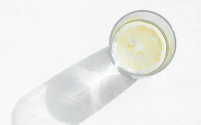 白色小清新静物唯美高清桌面壁纸