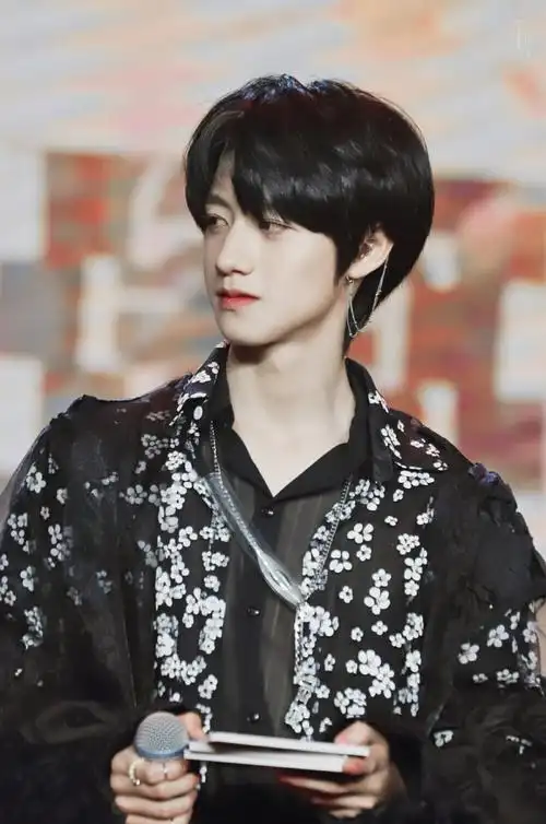 朱志鑫 - 堆糖,美图壁纸兴趣社区