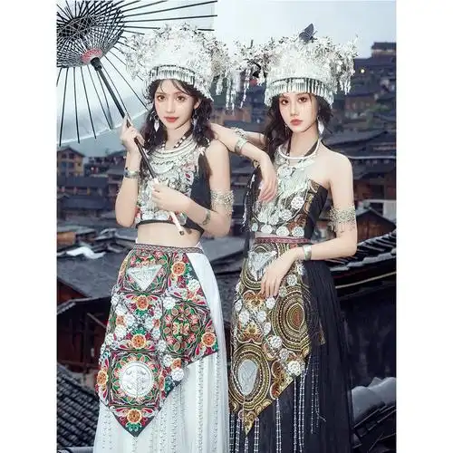 改良苗族服装女闺蜜旅游拍照苗族服装民族表演舞台演出服拍照苗服