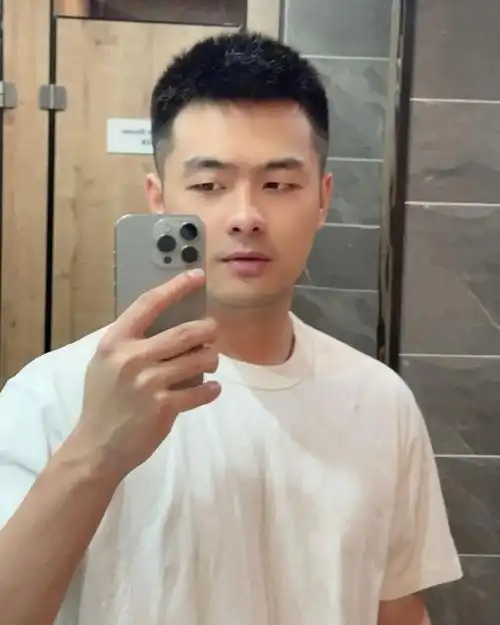 这才是"阳光男孩"该剪的发型,特别是第3款,简单清爽显帅气