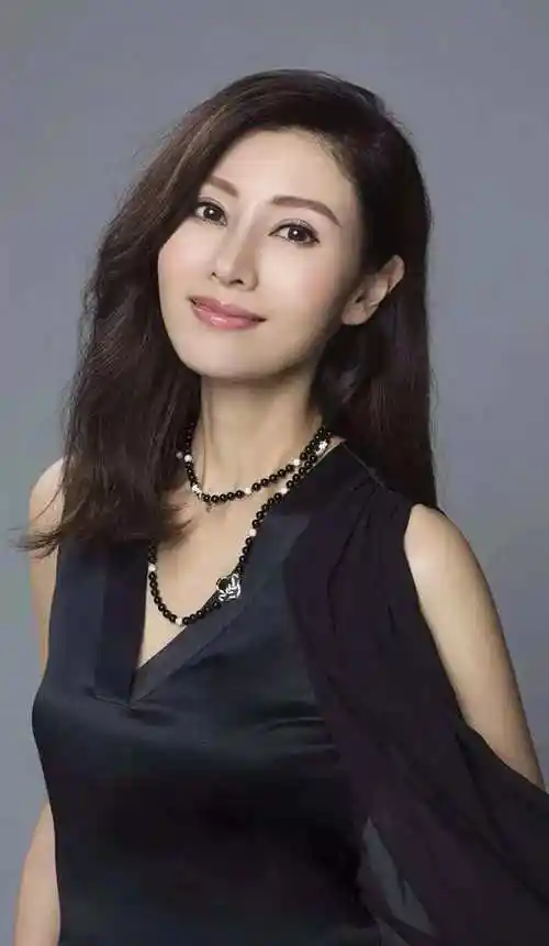 新中国十大绝代佳人港澳台占据三席1王晓棠1934年1月4日