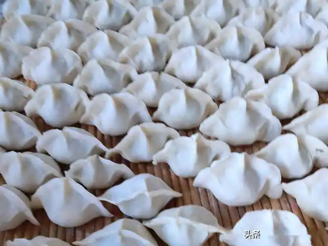 立春吃饺子,白菜韭菜靠边站,用它鲜美好吃尝春味,不忘老传统!