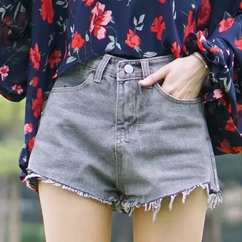 【张大宝定制】韩版中腰牛仔短裤 修身显瘦百搭毛边热裤女学生