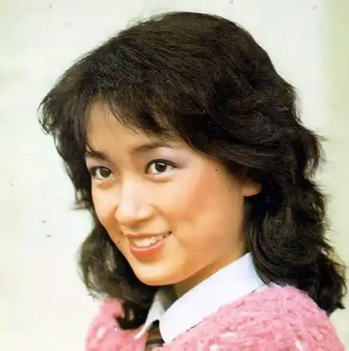 女星龚慈恩两任丈夫背叛她60岁坚强优雅的真实故事