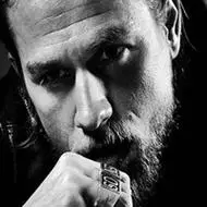 男人味十足的黑白欧美大叔男生头像十年前我也是一大帅哥