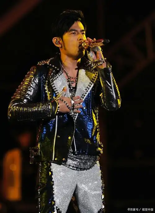 2023各大歌手演唱会火爆进行中!歌神张学友的千场纪录谁能打破?