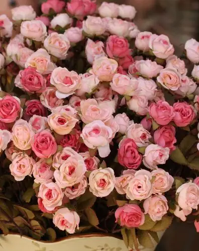 唯美粉红玫瑰花艺